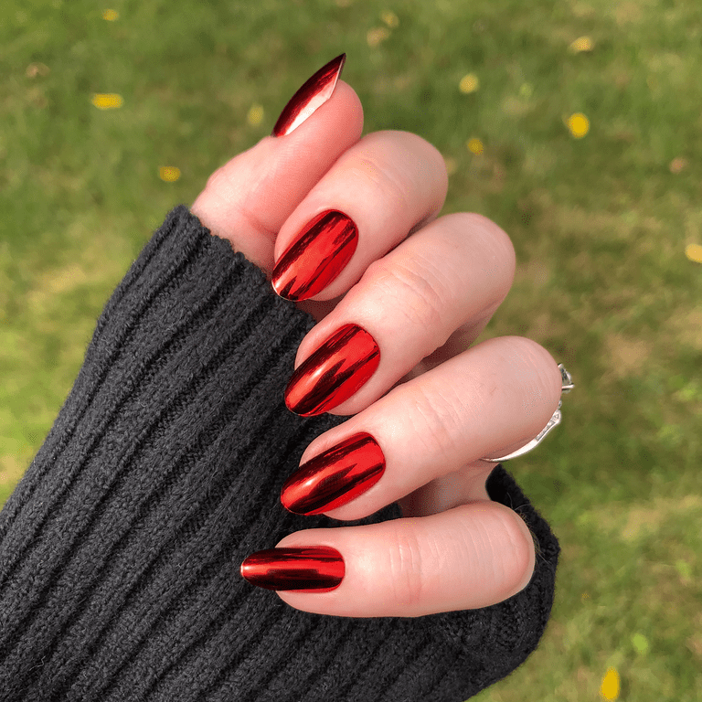 Olive & June Instant Mani Medium Oval Press-on Nails, Vampire