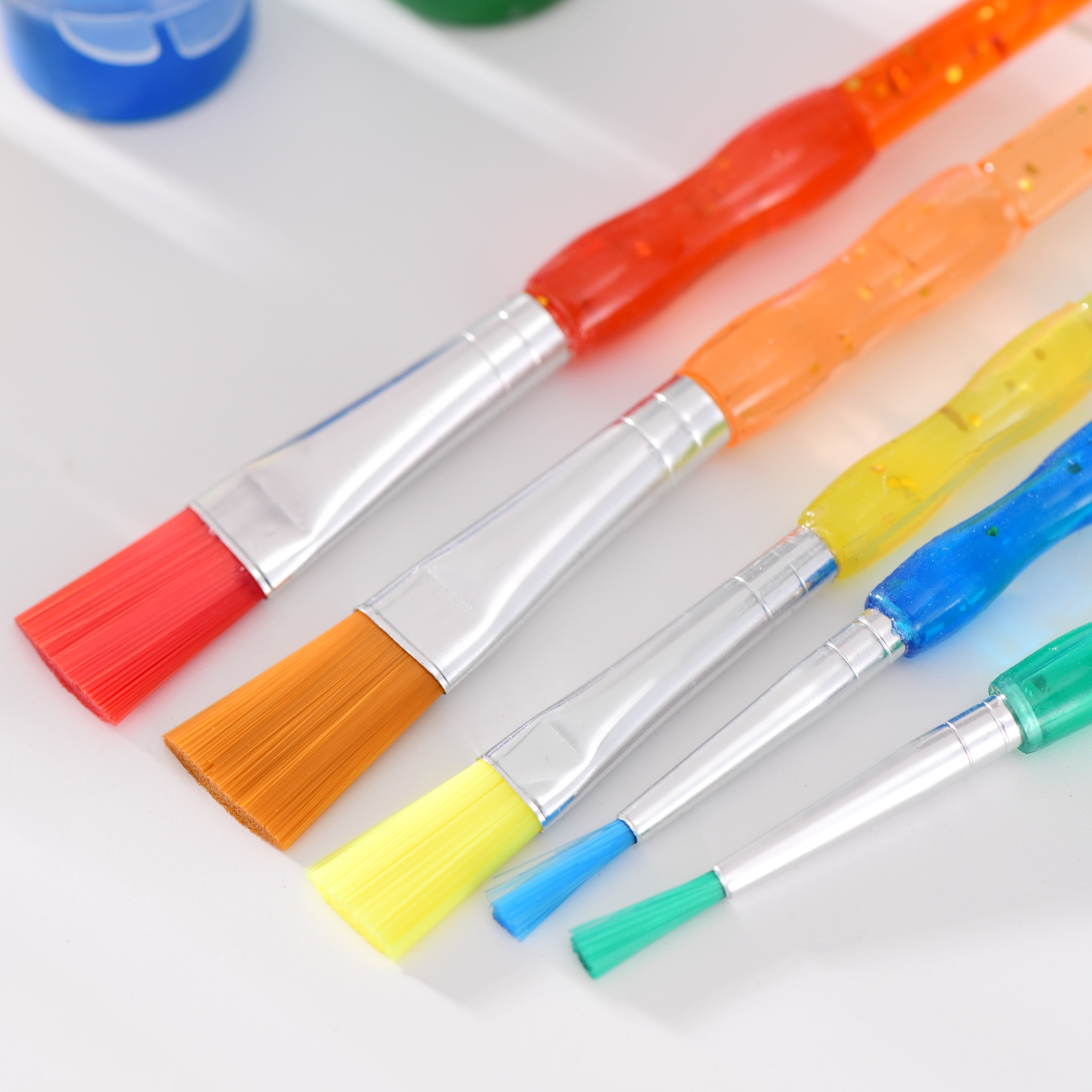 Hello Hobby Assorted Shape Synthetic Bristle Art Brushes (5 Pack), Age Group 3+