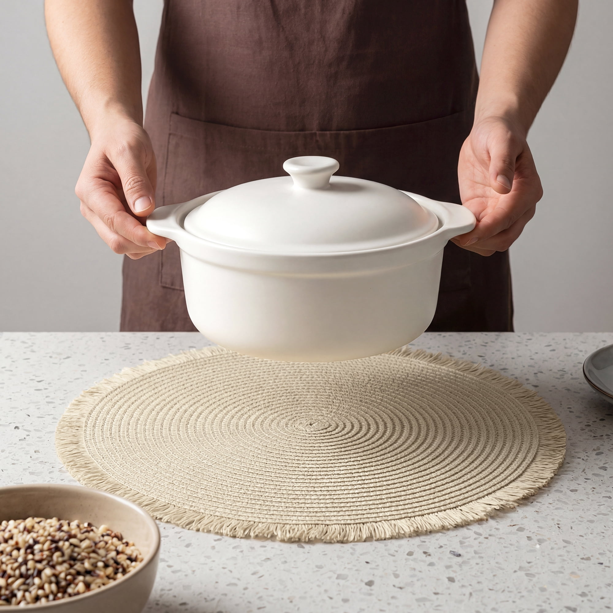 Unique Bargains Set of 6 Woven Placemats for Kitchen Use Beige 15x15inch