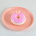thumbnail image 3 of Aimant de Réfrigérateur à Dessert en Forme de Beignet Réaliste et Jouet Sensoriel Anti-Stress, Matériau Doux et Durable avec des Couleurs Réalistes, Accent Décoratif pour Cuisine Ou Bureau, Jouet Portable à Presser, Unité d'Une Pièce, 3 of 9