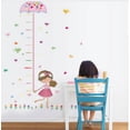 thumbnail image 4 of Vinil Infantil Niña bajo la lluvia Con Regla de Medición Dara Baby Syene VinDe010, 4 of 5
