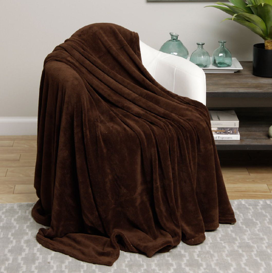 Simply Lush Solid Microplush Blanket 