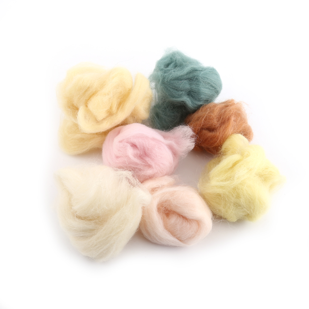 25g packs ready to spin or felt. all plant dyed light sage khaki olive green Spring Fern dyed Shetland roving