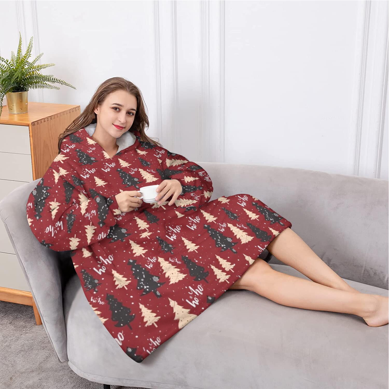 Oversized Wearable Blanket Hoodie,Red Christmas Tree Pattern Sherpa Blanket Hoodie with Super Pockets,Super Warm Fuzzy Pullover for Women & Men