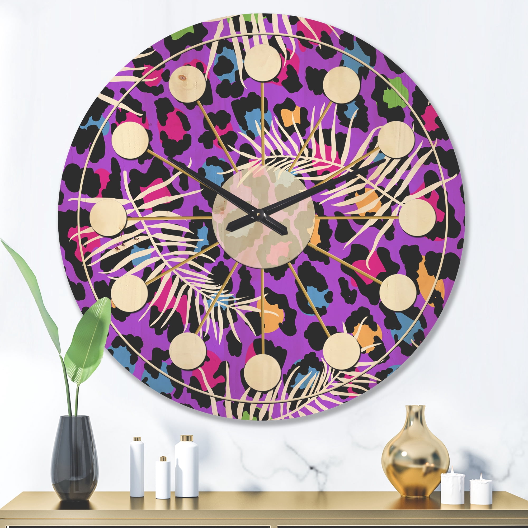 Designart 'Leopard Fur Safari Pattern V' Mid-Century Modern Wood Wall Clock