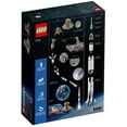 thumbnail image 4 of LEGO Ideas: NASA Apollo Saturn V - Trousse de Construction de 1969 Pcs [LEGO, #92176, 14+], 4 of 8
