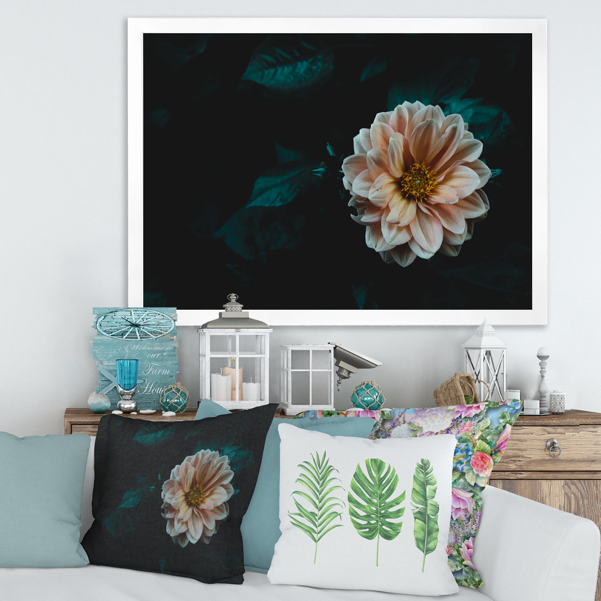 Designart 'Blooming Yellow Flower' Traditional Framed Art Print