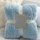 thumbnail image 5 of Manta polar de microfibra tipo franela para sofá, sillón o cama. Suave, ligera y acogedora. Ideal para siestas en la sala de estar o el dormitorio. Uso en interiores., 5 of 7