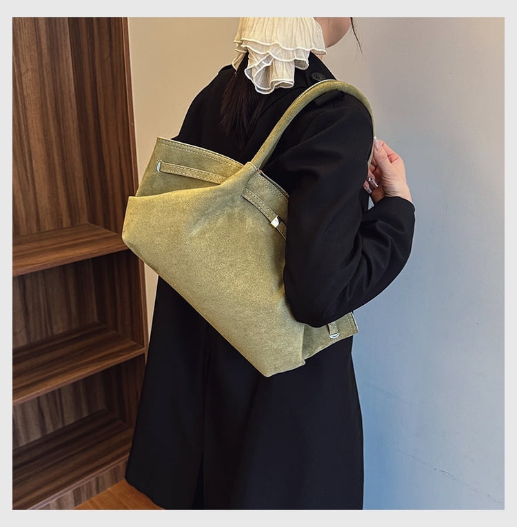 Kwuty Faux Suede Tote Bag for Women, Hobo Handbag Women Vintage Shoulder Bag Purse for Work Office Travel（Green）