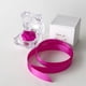 thumbnail image 4 of Mini rosa preservada Mina’an-flor eterna color Hot Pink en cajita de regalo, 4 of 4