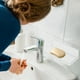 thumbnail image 4 of Estante flotante de acrílico transparente | Organizador de pared plegable e invisible para baño, cosméticos y toallas | Montaje adhesivo sin taladro, 4 of 4