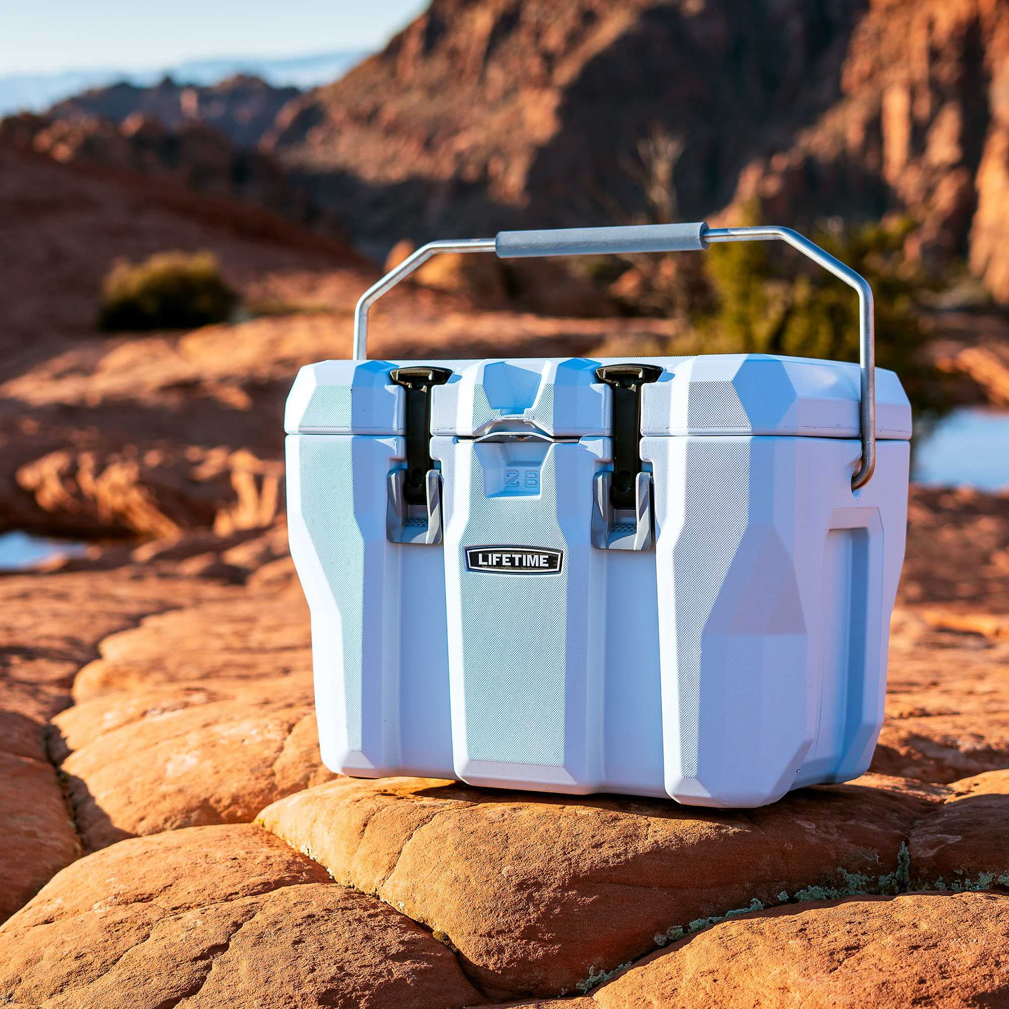 Lifetime cooler 28 quart review 2025