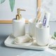 thumbnail image 4 of El juego de accesorios de baño de 5 piezas incluye: 1 dispensador de jabón en loción, 2 vasos for enjuague bucal, 1 jabonera y 1 bandeja, juego de accesorios de baño, 4 of 5