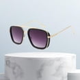 thumbnail image 3 of Gafas de terre cuadradas de moda de gran tamaño para mujeres, hombres, montura metálica, gafas de protección 400 para vacaciones en , ejercicio Gris Salvador gafas de sol de mujer, 3 of 9