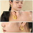 thumbnail image 4 of JeenMata Juego de Regalo de 3 Pares de Aretes para Mujer en Baño de Oro Amarillo, Livianos, Gruesos, con Aro Tipo Huggie, Juego de Regalo de Aretes para Toda Ocasión, 4 of 5