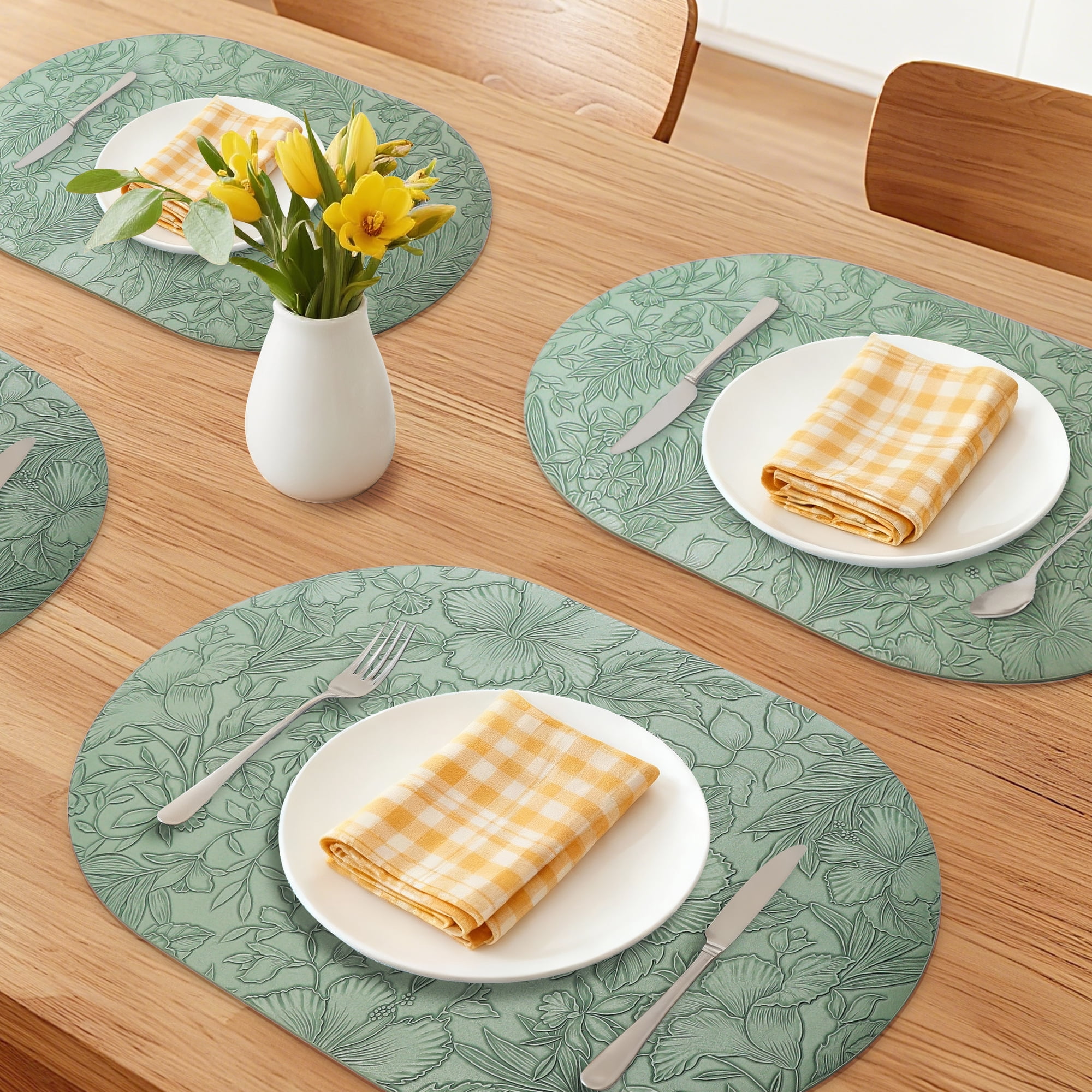 Placemats Set of 6 Leather Placemats for Kitchen Dining Table Decor Waterproof Heat Resistant Table Placemats Green 17.7*11.8inch