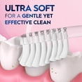 thumbnail image 3 of Cepillo de dientes Oral-B Advanced Sensitive Extra Suave Paquete de 2, 3 of 9