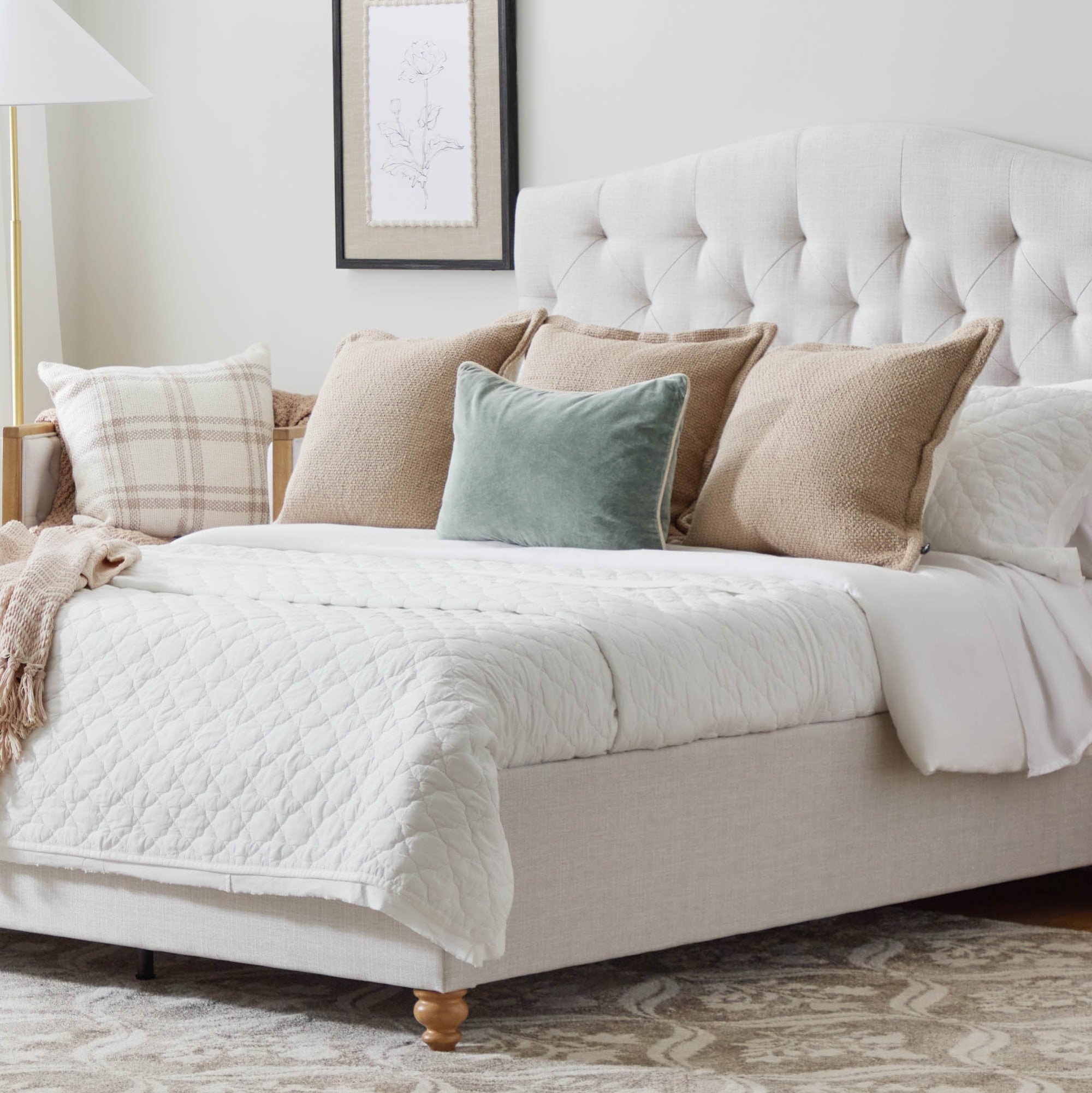 My Texas House Anna King Diamond Tufted Upholstered Slat Bed with Hardware, Cream