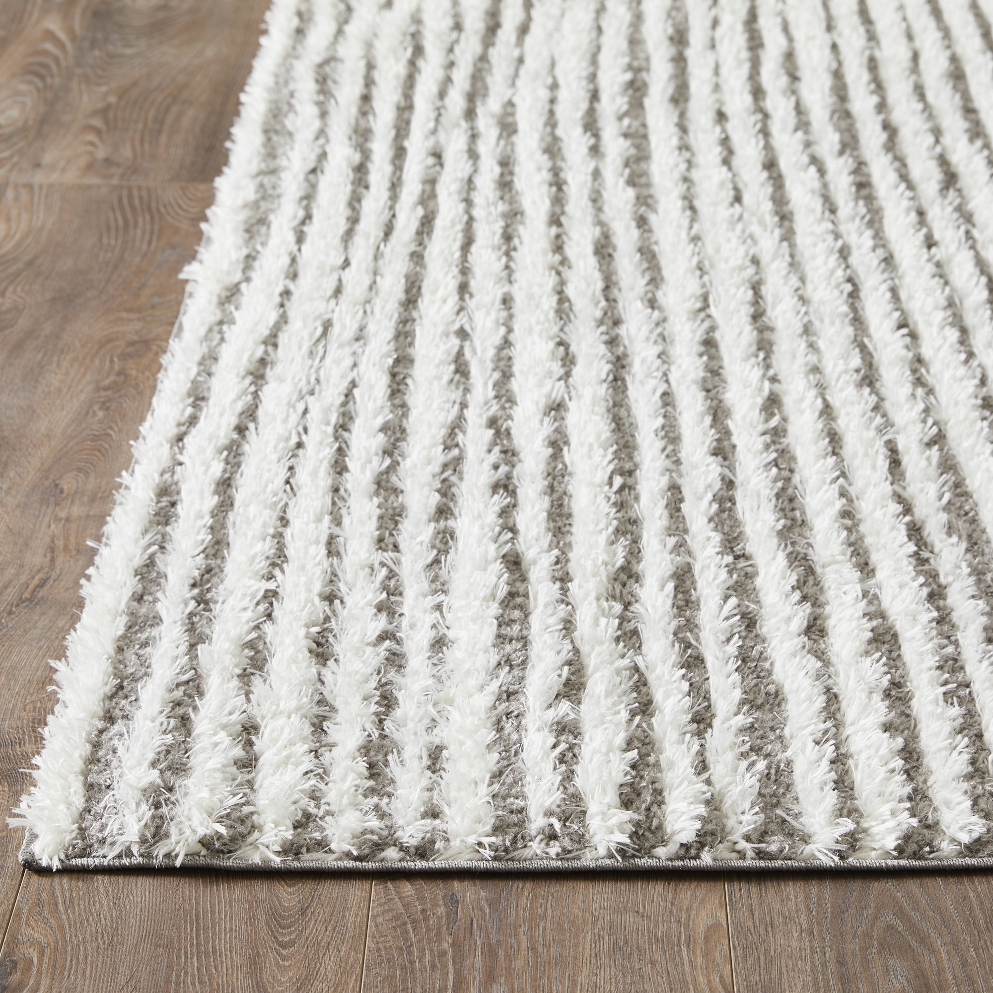 Loomaknoti Vemoa Altomarze 5' x 7' Gray Stripe Indoor Area Rug