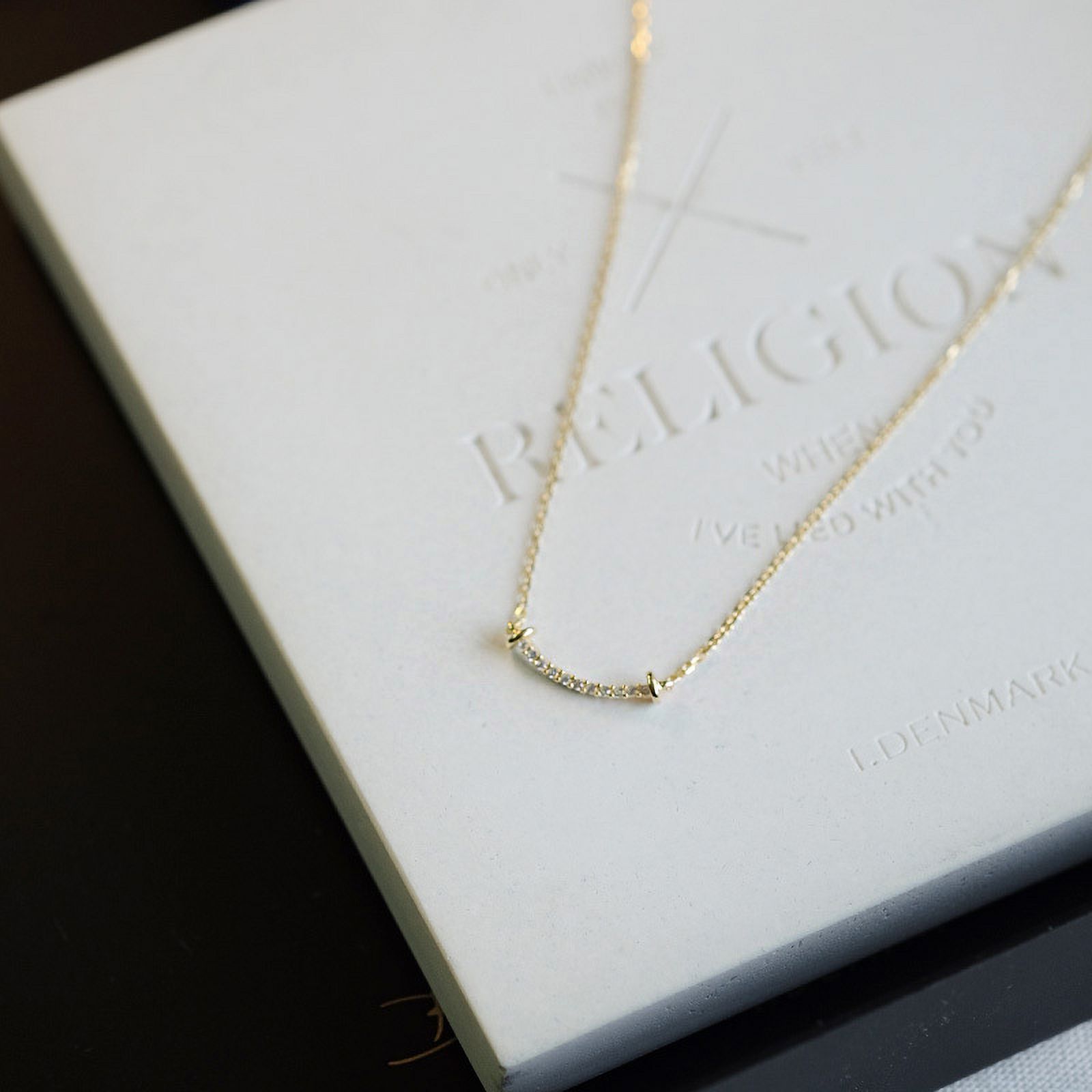 14k Gold Necklace for Women - Gold Filled Sterling Silver Chain - Dainty Curved Diamond Gold Chain for Women