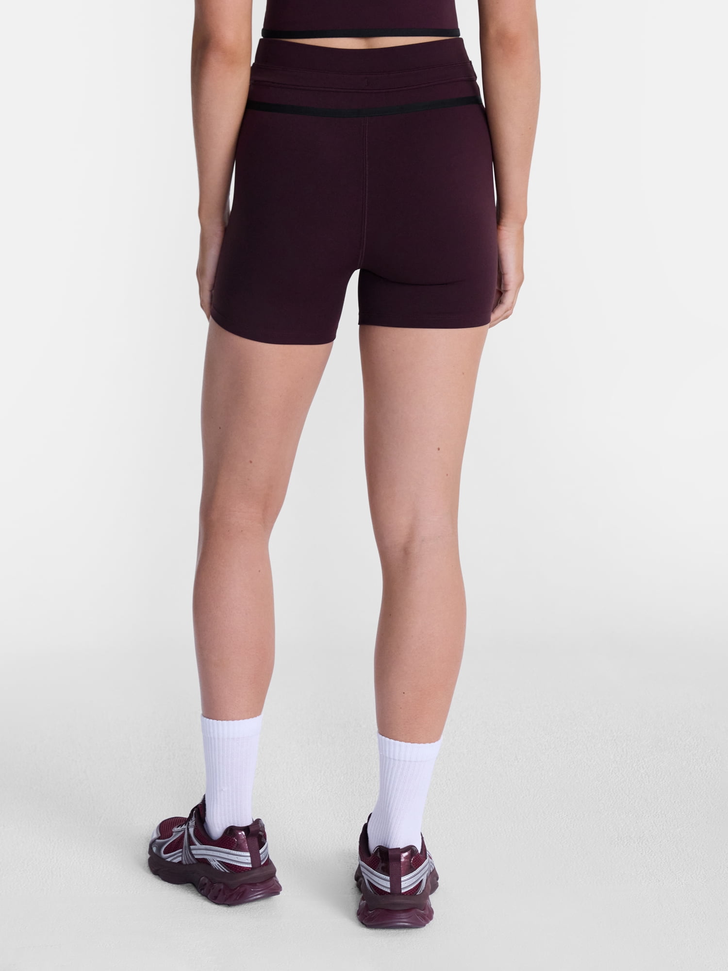 Avia Women's and Women's Plus SoftSculpt Tipped Bike Shorts, 5" Inseam, Sizes XS-4X