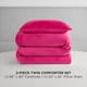 thumbnail image 2 of Juego de edredón Juicy Couture de terciopelo rosa intenso para dos o dos camas, XL, 2 of 7