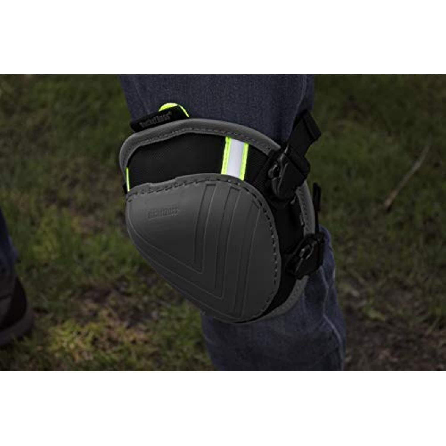 Bucket Boss FX2 Black/Gray KneeKeeperHV Molded Soft Non-Marring Knee Pad