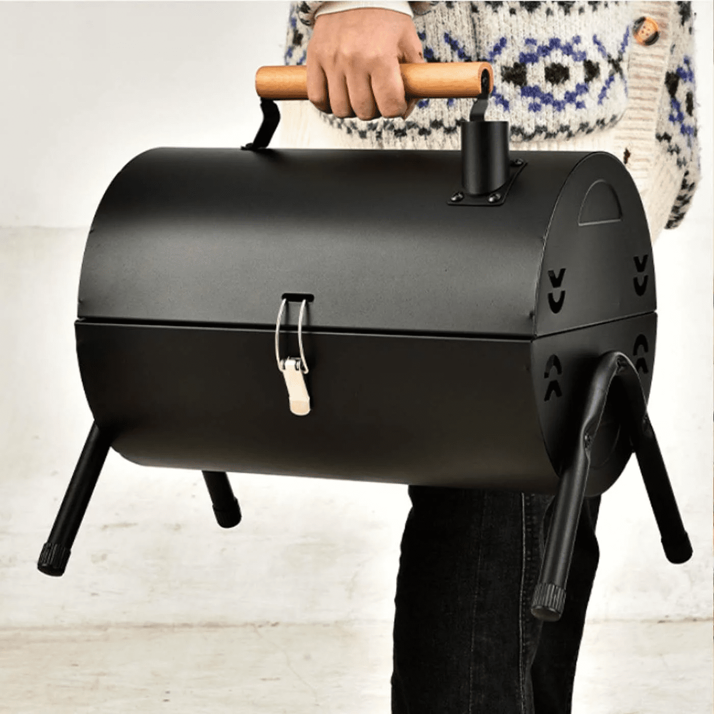 Portable Charcoal Grill,Double Sided Baking Small Portable Barbecue Grill for Outdoor Activities Camping, Picnics, Beach Parties,Cook Seafood, Fry Steak(Black)