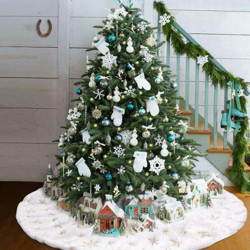 48 Inches Faux Fur Christmas Tree Skirt w/ Snowflake Pattern for Xmas Decor 