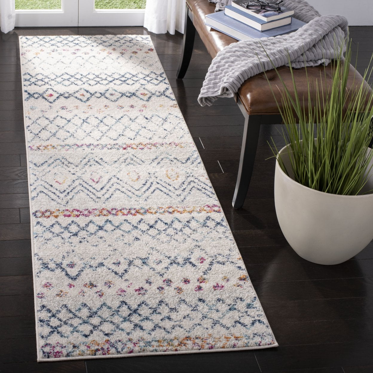 SAFAVIEH Madison Hannah Geometric Area Rug, Ivory/Navy, 6'7" x 6'7" Square