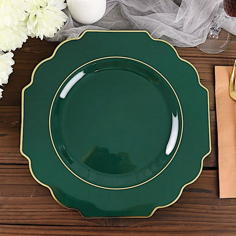 Festive Green Plastic Dinner Plates, 10.25in, 50ct