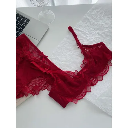 

Semi-Sheer Women‘s Lingerie Two Piece Lace Lingerie Set Sexy Bra And Panty Set
