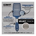 thumbnail image 4 of Cepillo para cabello Conair Velvet Touch tamaño regular base ventilada azul, 4 of 4