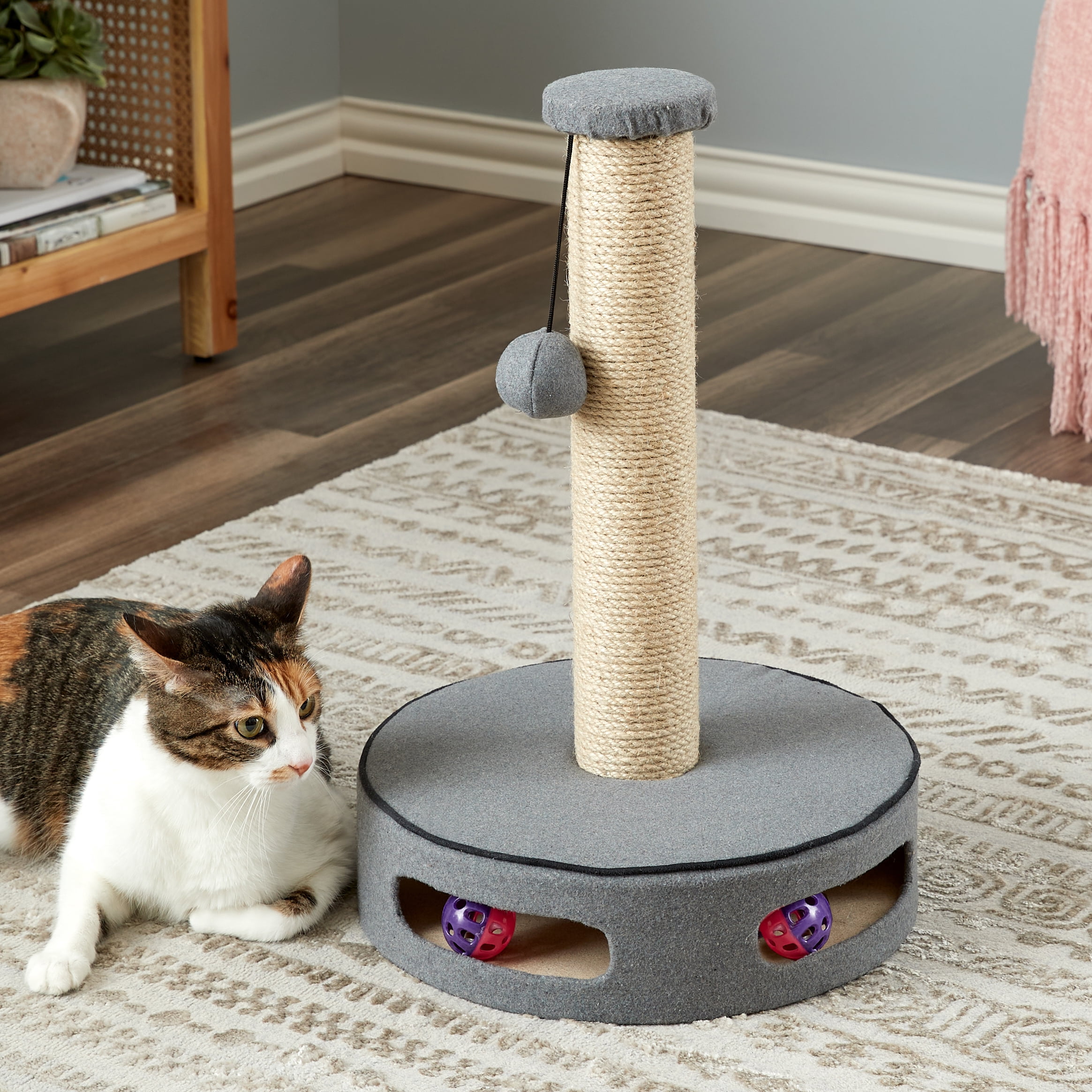 Two by Two Gainesville - Gray Scratching Post Cat Furniture - 19.7 in. Tall