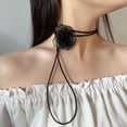 thumbnail image 1 of Collar vintage de flores hechas a mano con chocolate y rosas desplumadas, 1 of 5
