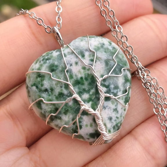 QQTDFG Greem Agate Gem stone Tree of life Necklace Heart Chakra Reiki Healing Amulet-default