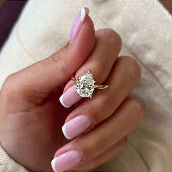 Diiro Modern Moissanite Solitaire Wedding Ring 14K Vermeil Yellow Gold Engagement Ring Five Prongs Teardrop Diamond Bridal Promise Ring Jewelry