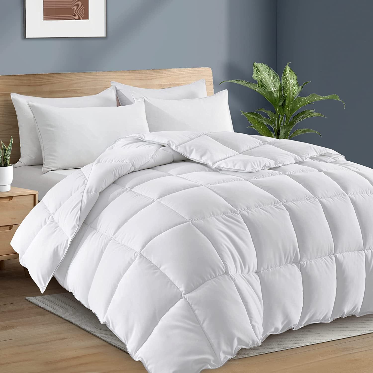 Unikome Lightweight Summer Comforter King Size, Luxurious Feather Down