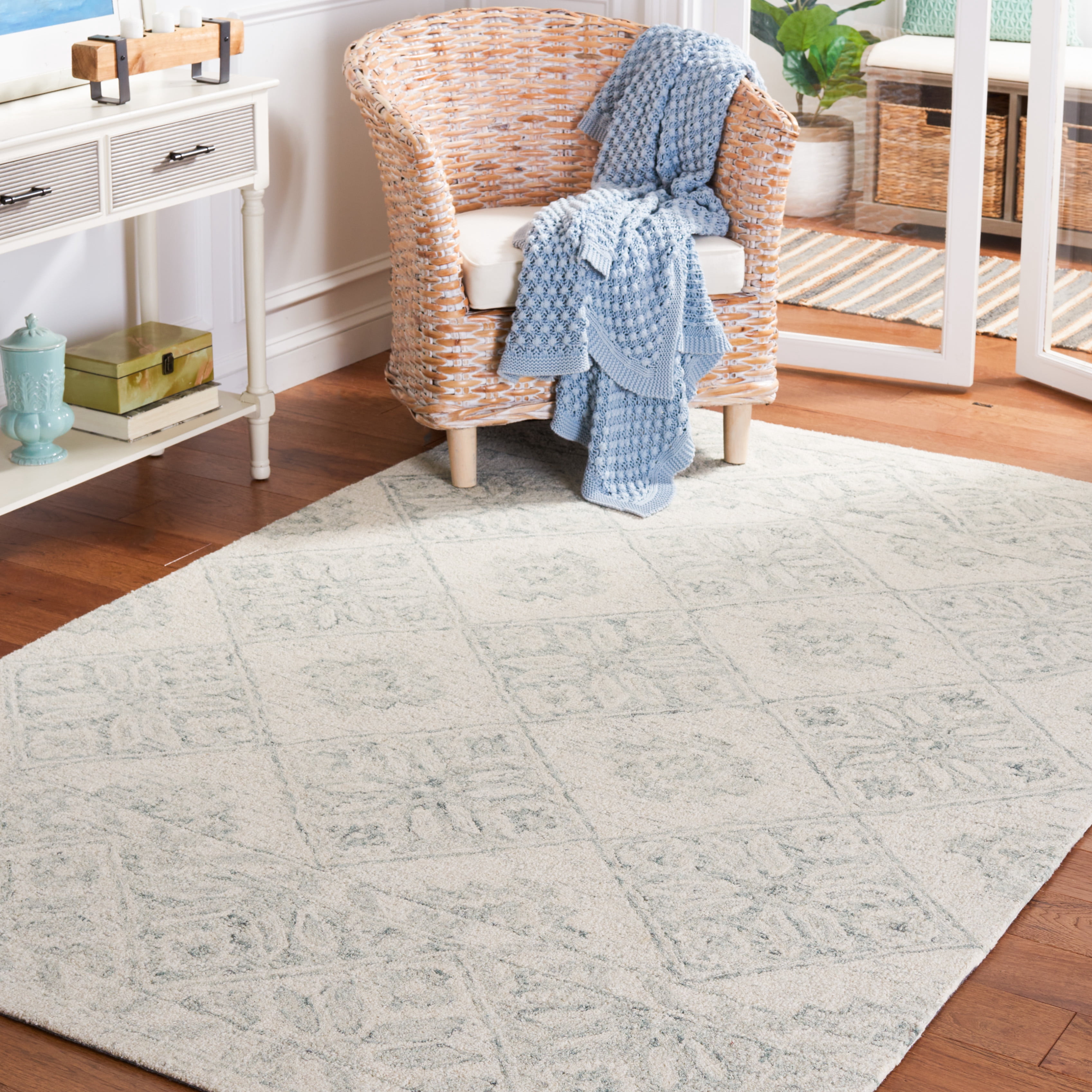 SAFAVIEH Martha Stewart Tufted Diamond Area Rug, Ivory/Light Blue, 5' x 8'