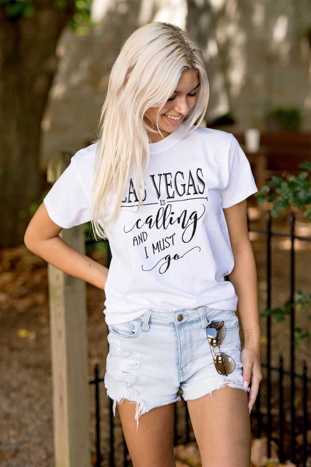 Las Vegas is Calling I Must Go Women's Graphic T Shirt Tees Brisco Brands 3X - image 4 of 5