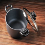 Swiss Diamond 2.3 qt (8) Induction Aluminum Nonstick Casserole | HD Classic
