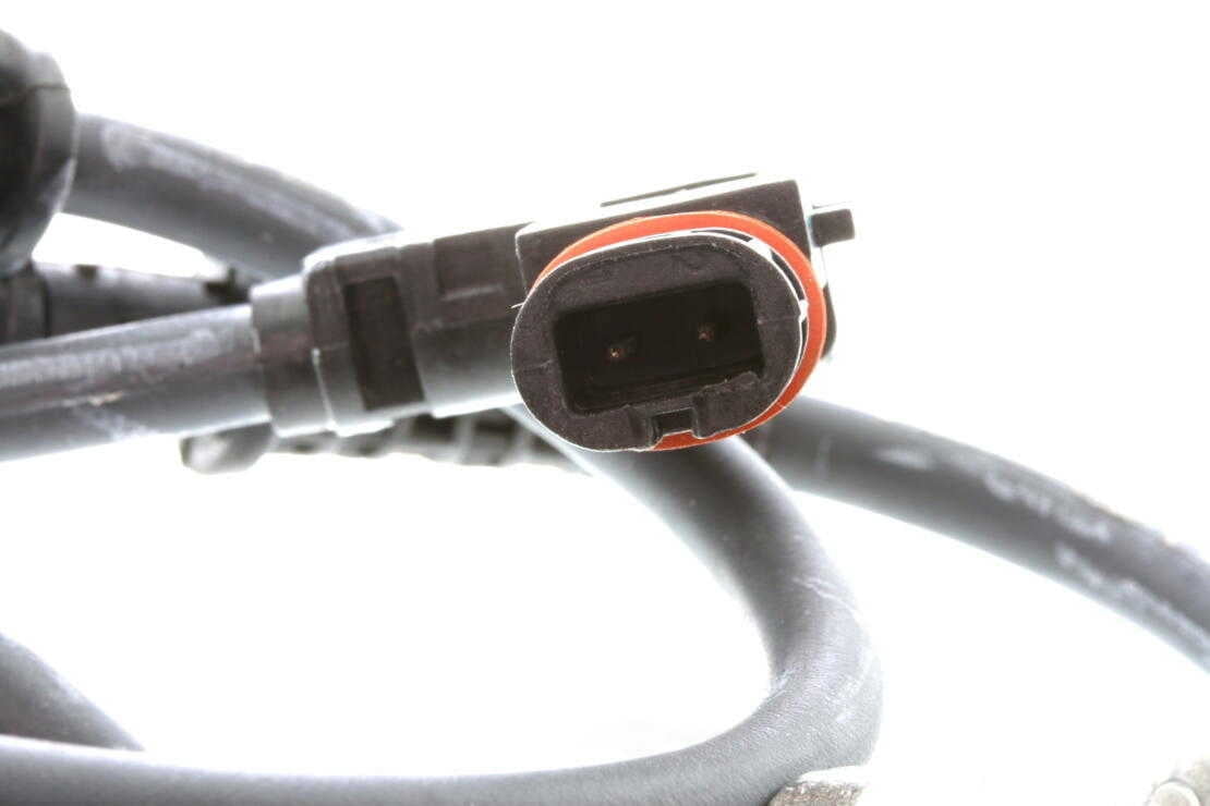 VEMO V30-72-0142 Sensor, wheel speed