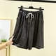 thumbnail image 1 of Puntoco Pantalones cortos deportivos para mujer, de seda, anchos, holgados, informales, de gran tamaño, finos, de 5 pulgadas, 1 of 3