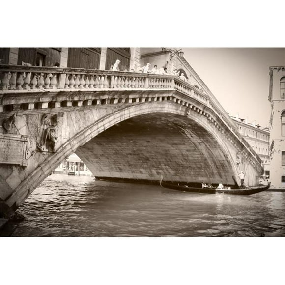 Artful Printers C-16202063 Rialto Photography Canvas Art, 16 x 20 in.