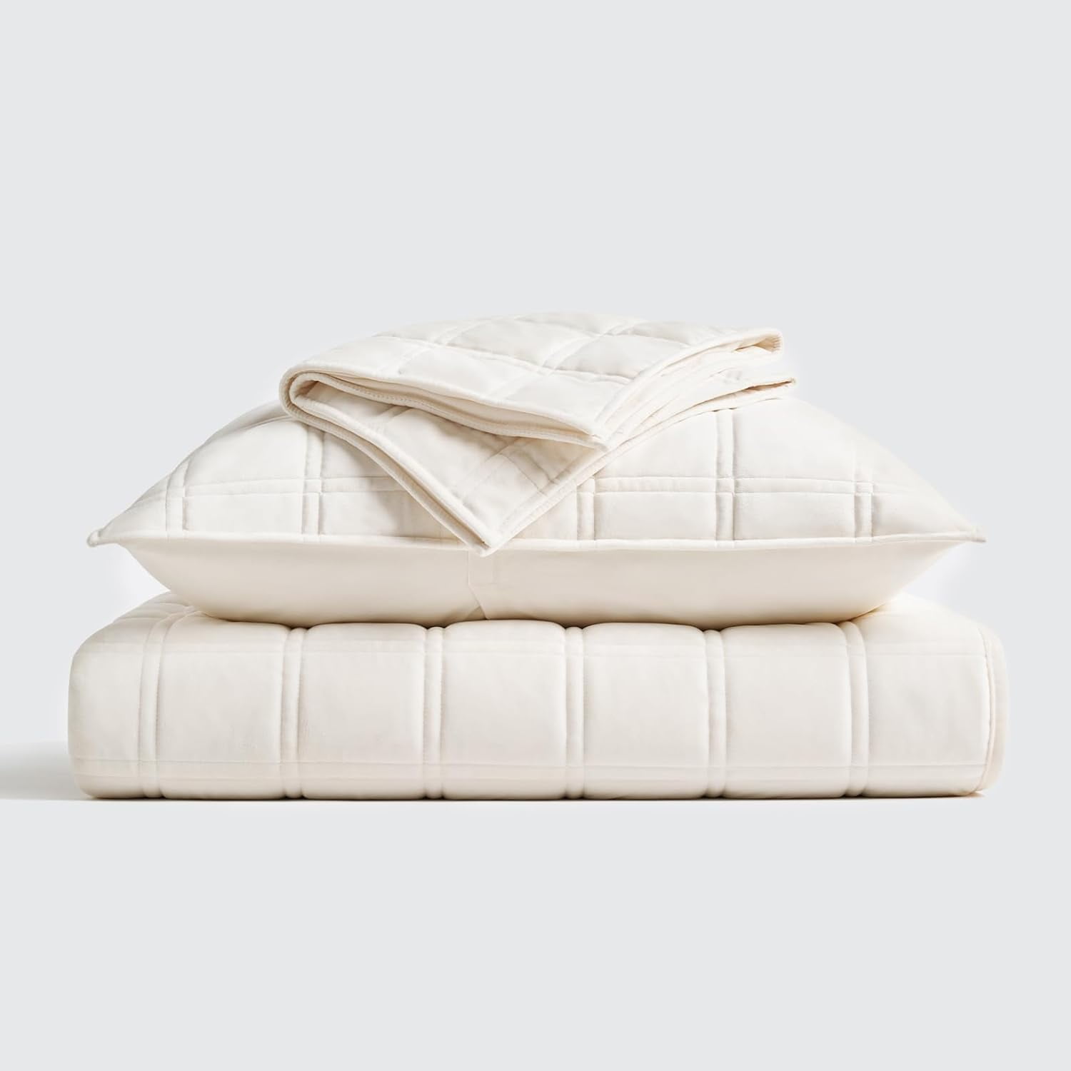 EVERGRACE 3 Pieces Luxurious Velvet Quilt King Size, Ultra Soft Bedspread Coverlet Set, Double Box Stitch Lightweight Velvet Comforter for All Season with 2 Shams, Cream White, 108''x96''