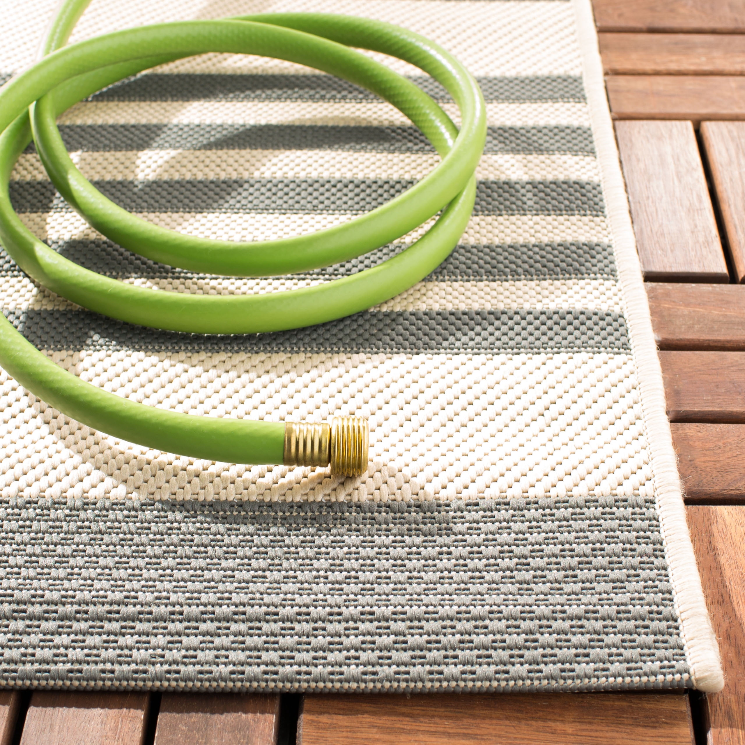Safavieh Courtyard Caroline Striped Indoor/Outdoor Runner Rug, Gray/Bone, 2'3" x 22'
