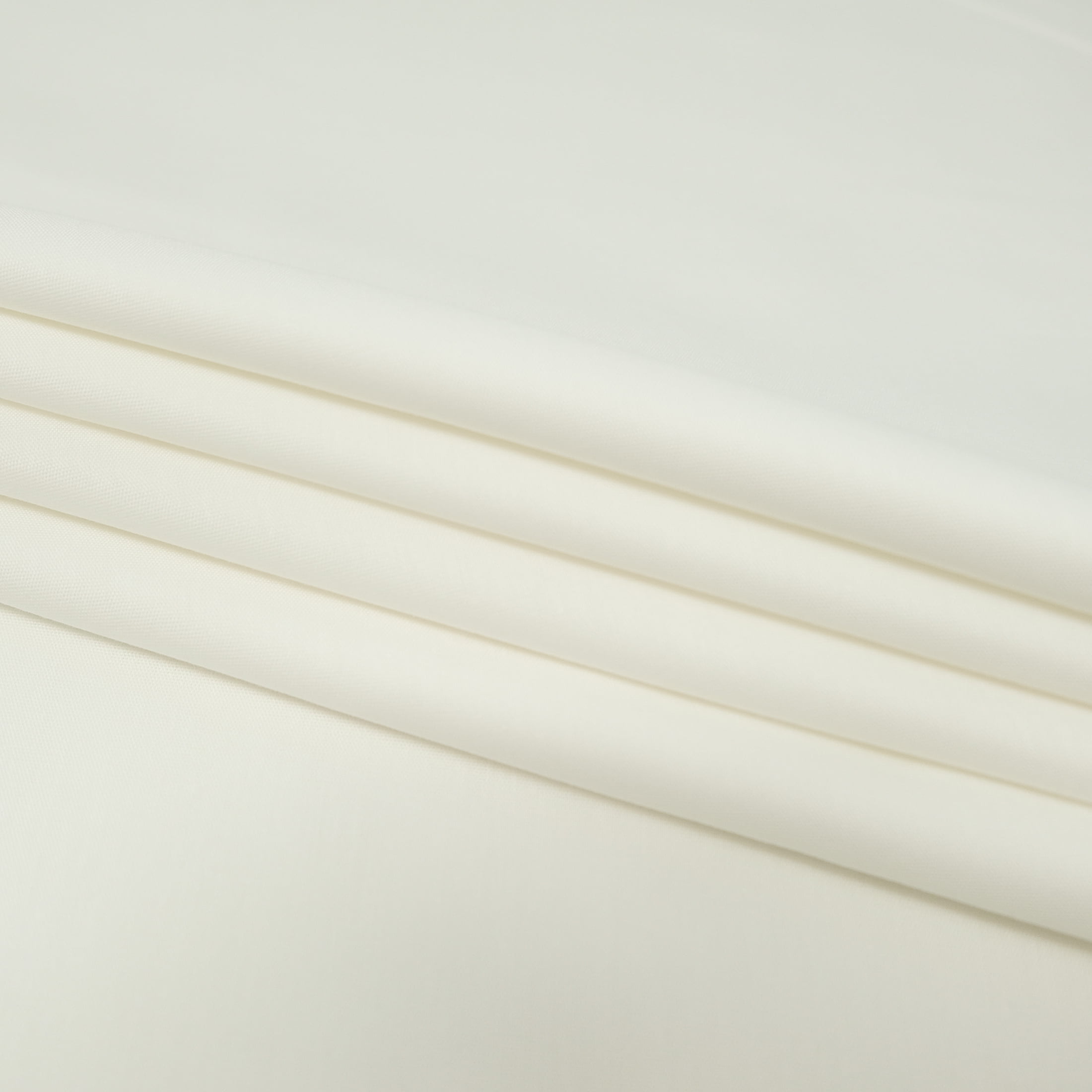 Roc-Lon 107/108” Bleached Crease Resistant Poly/Cotton - 5 Yard Cut