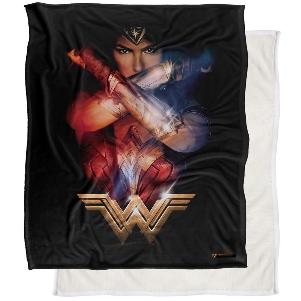 Wonder Woman Red And Blue Silky Touch Super Soft Throw