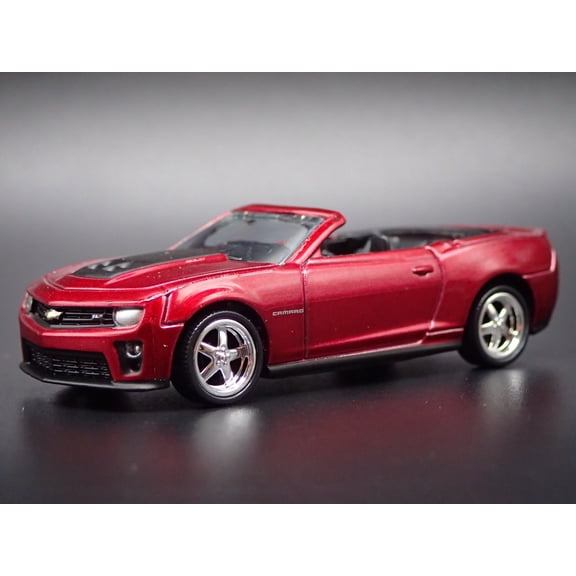 Open Box 2013 CHEVY CHEVROLET CAMARO ZL1 CONVERTIBLE 1:64 SCALE DIORAMA DIECAST MODEL CAR