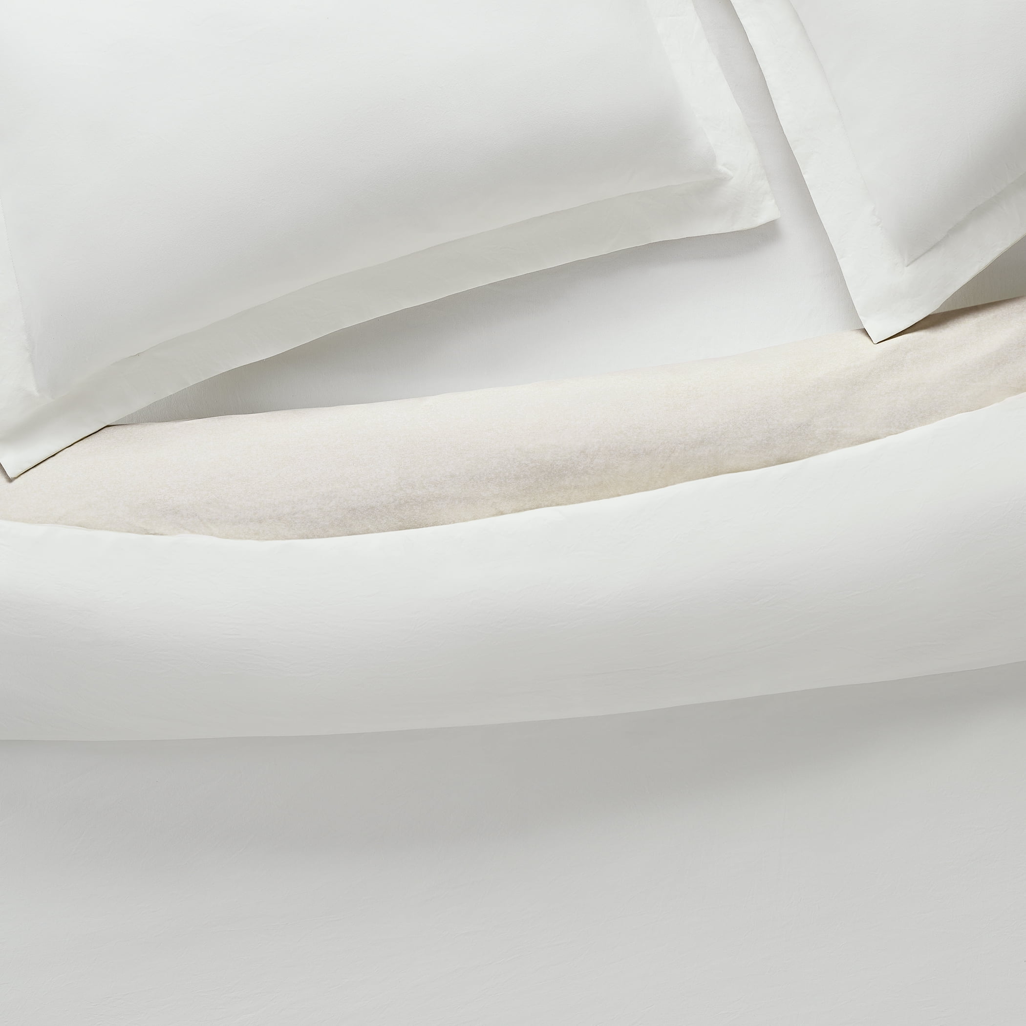 Serta Supersoft Cooling Bed Set, 3 Piece Reversible Duvet Set, Full/ Queen, Snow White